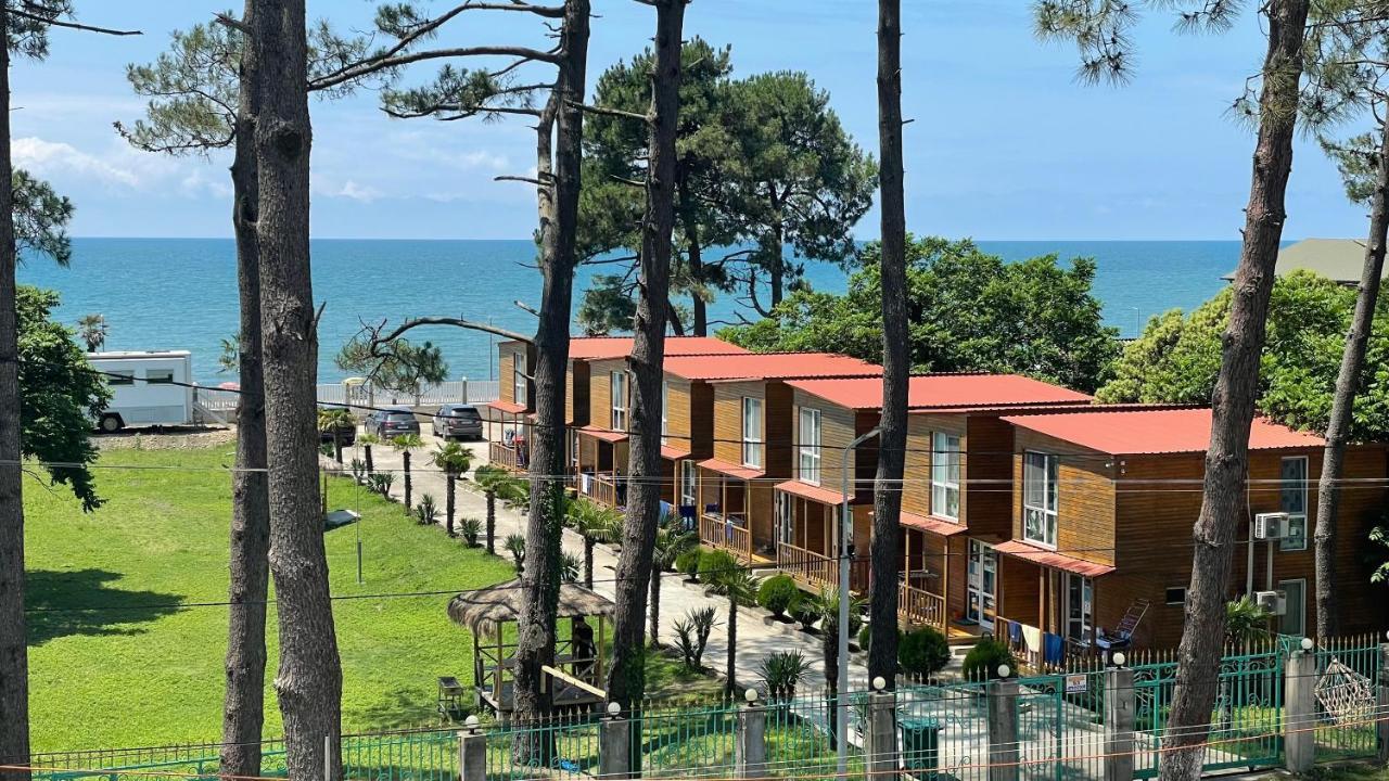 Samni Hotel Ureki Exterior foto
