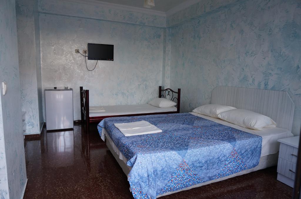 Samni Hotel Ureki Zimmer foto